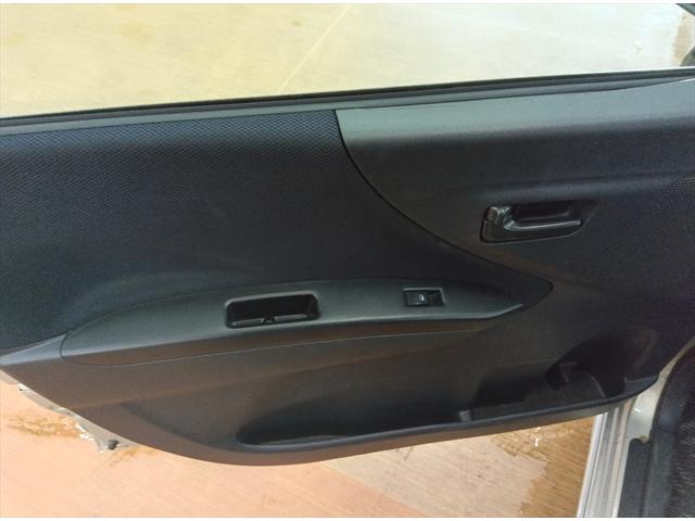 ムーヴ Ｘ　ＶＳ　ＩＩＩ　ドアミラーヒーター　スマートキー　エアコン　パワステ　パワーウインドウ　運転席エアバック　助手席エアバック（17枚目）