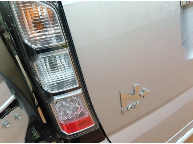 Ｎ－ＢＯＸ＋ Ｇ　バックカメラ　純正メモリーナビ・ワンセグＴＶ　ＣＤ　ＤＶＤ再生　ＵＳＢ接続　ＥＴＣ　横滑り防止装置　ドアミラーヒーター　両側スライドドア　スマートキー　プッシュスタート　エアコン　パワステ（30枚目）