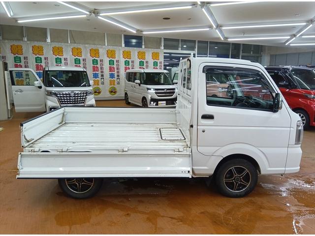キャリイトラック ＫＣエアコン・パワステ　４ＷＤ　ＣＤ　禁煙車　ＡＢＳ　エアコン　パワステ　運転席エアバック　助手席エアバック　社外アルミホイール（12枚目）