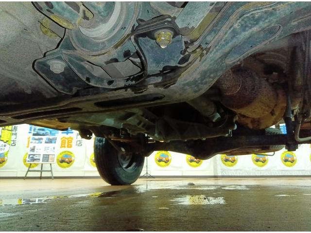 キャリイトラック ＫＣエアコン・パワステ　４ＷＤ　ＣＤ　禁煙車　ＡＢＳ　エアコン　パワステ　運転席エアバック　助手席エアバック　社外アルミホイール（21枚目）