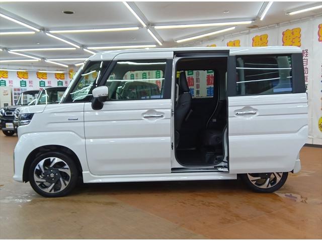 スペーシアカスタム ハイブリッドＸＳ　４ＷＤ　衝突軽減ブレーキ　Ｂｌｕｅｔｏｏｔｈ　全周囲カメラ　バックカメラ　ドライブレコーダー　純正メモリーナビ・フルセグ　両側パワースライドドア　ＥＴＣ　シートヒーター　ＡＢＳ　アイドリングストップ（4枚目）