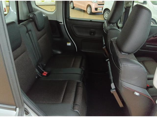 スペーシアカスタム ハイブリッドＸＳ　４ＷＤ　衝突軽減ブレーキ　Ｂｌｕｅｔｏｏｔｈ　全周囲カメラ　バックカメラ　ドライブレコーダー　純正メモリーナビ・フルセグ　両側パワースライドドア　ＥＴＣ　シートヒーター　ＡＢＳ　アイドリングストップ（20枚目）