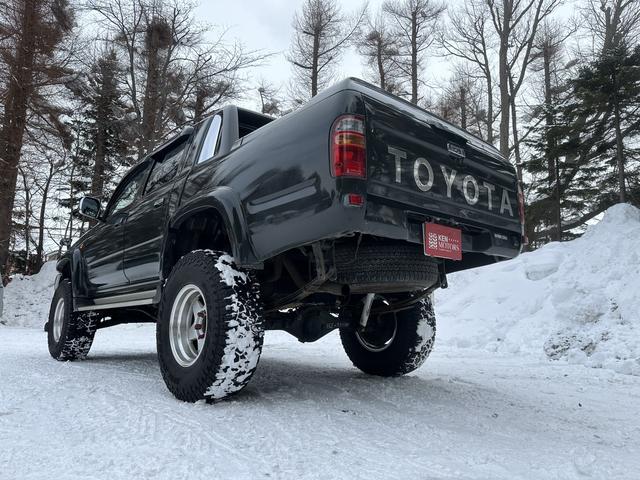 ハイラックススポーツピック 　４ＷＤ　トラック　ＡＴ　ＥＴＣ　アルミホイール　ＡＢＳ　エアコン　パワーウィンドウ　運転席エアバッグ（29枚目）