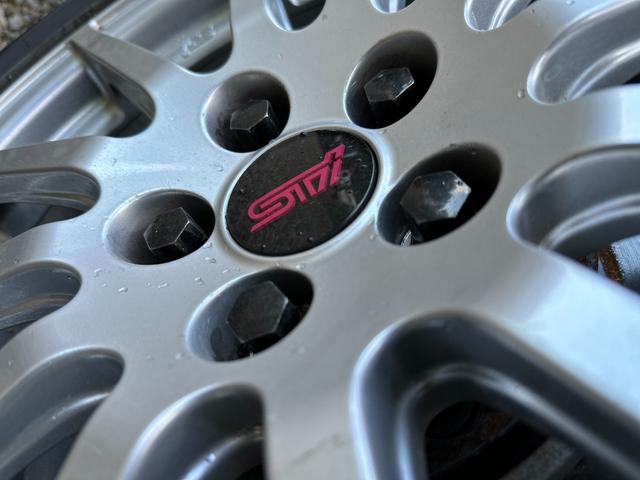 フォレスター ２．０ＸＴ　アイサイト　４ＷＤ　ＥＴＣ　バックカメラ　オートクルーズコントロール　レーンアシスト　パワーシート　衝突被害軽減システム　サンルーフ　ナビ　ＴＶ　オートライト　ＨＩＤ　電動リアゲート　アルミホイール　スマートキー（24枚目）