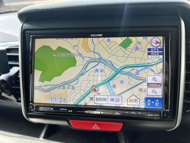 Ｎ－ＢＯＸカスタム Ｇ・Ｌパッケージ　４ＷＤ　バックカメラ　両側スライド・片側電動　ナビ　オートライト　ＨＩＤ　スマートキー　アイドリングストップ　電動格納ミラー　ベンチシート　ＣＶＴ　盗難防止システム　ＡＢＳ　ＥＳＣ　チップアップシート（4枚目）