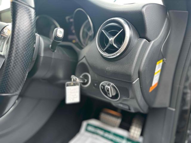 CLAクラス CLA250 4マチック 4WD ETC クリアランスソナー オートクルーズコントロール ナビ TV アルミホイール HID AT シートヒーター 電動格納ミラー 盗難防止システム パワーシート CD ABS エアコン(9枚目)