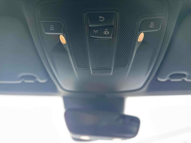 CLAクラス CLA250 4マチック 4WD ETC クリアランスソナー オートクルーズコントロール ナビ TV アルミホイール HID AT シートヒーター 電動格納ミラー 盗難防止システム パワーシート CD ABS エアコン(11枚目)