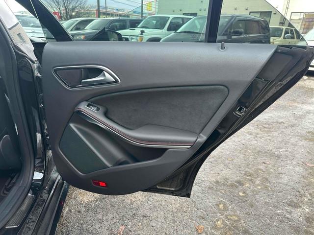 CLAクラス CLA250 4マチック 4WD ETC クリアランスソナー オートクルーズコントロール ナビ TV アルミホイール HID AT シートヒーター 電動格納ミラー 盗難防止システム パワーシート CD ABS エアコン(34枚目)