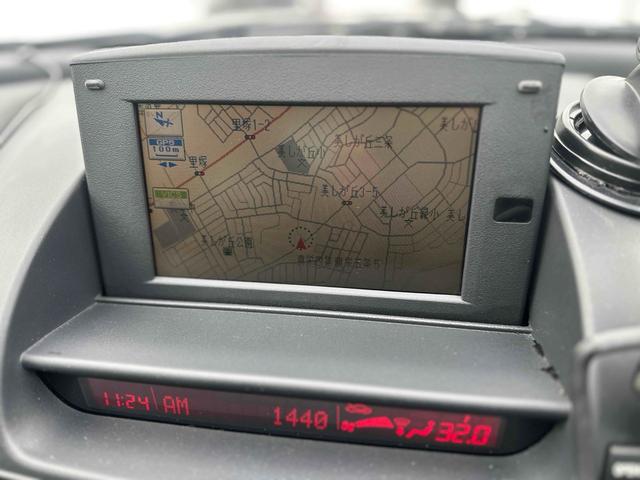 ＲＸ－８ タイプＳ　ＥＴＣ　ナビ　ＭＴ　ＨＩＤ　キーレスエントリー　電動格納ミラー　アルミホイール　衝突安全ボディ　ＡＢＳ　ＥＳＣ　ＣＤ　ＭＤ　カセット　エアコン　パワーステアリング　パワーウィンドウ　運転席エアバッグ（5枚目）