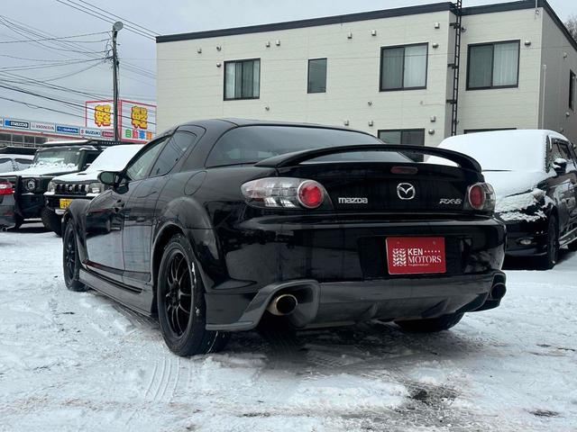 ＲＸ－８ タイプＳ　ＥＴＣ　ナビ　ＭＴ　ＨＩＤ　キーレスエントリー　電動格納ミラー　アルミホイール　衝突安全ボディ　ＡＢＳ　ＥＳＣ　ＣＤ　ＭＤ　カセット　エアコン　パワーステアリング　パワーウィンドウ　運転席エアバッグ（17枚目）