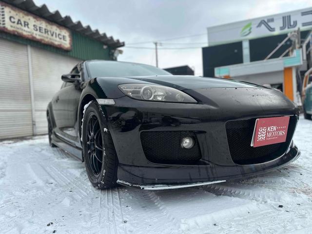 ＲＸ－８ タイプＳ　ＥＴＣ　ナビ　ＭＴ　ＨＩＤ　キーレスエントリー　電動格納ミラー　アルミホイール　衝突安全ボディ　ＡＢＳ　ＥＳＣ　ＣＤ　ＭＤ　カセット　エアコン　パワーステアリング　パワーウィンドウ　運転席エアバッグ（28枚目）