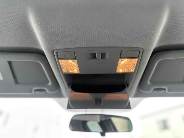 ＲＸ－８ タイプＳ　ＥＴＣ　ナビ　ＭＴ　ＨＩＤ　キーレスエントリー　電動格納ミラー　アルミホイール　衝突安全ボディ　ＡＢＳ　ＥＳＣ　ＣＤ　ＭＤ　カセット　エアコン　パワーステアリング　パワーウィンドウ　運転席エアバッグ（43枚目）