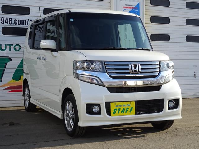 Ｎ－ＢＯＸカスタム Ｇ・Ｌパッケージ　４ＷＤ　純正ナビＴＶ　バックカメラ　ステアリングオーディオコントロール　ＨＩＤ　左パワースライドドア　横滑り抑制装置　リモコンエンジンスターター　実走行５２６００ｋｍ　スマートキー＆ブッシュスタート（3枚目）