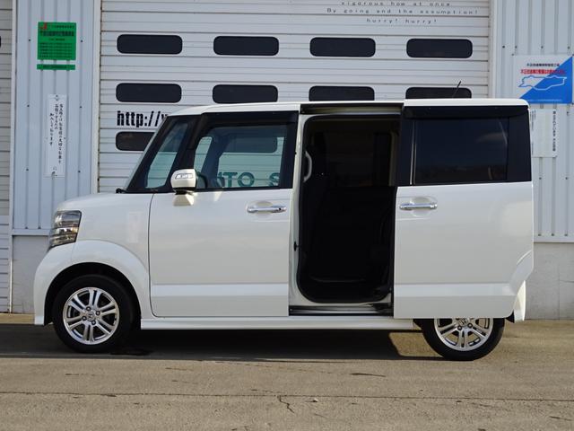 Ｎ－ＢＯＸカスタム Ｇ・Ｌパッケージ　４ＷＤ　純正ナビＴＶ　バックカメラ　ステアリングオーディオコントロール　ＨＩＤ　左パワースライドドア　横滑り抑制装置　リモコンエンジンスターター　実走行５２６００ｋｍ　スマートキー＆ブッシュスタート（5枚目）