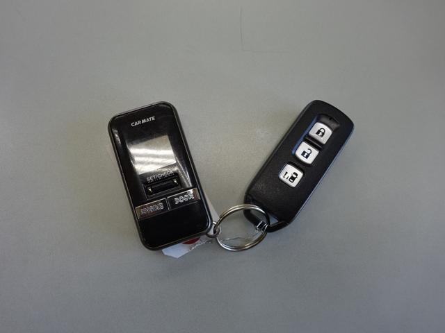 Ｎ－ＢＯＸカスタム Ｇ・Ｌパッケージ　４ＷＤ　純正ナビＴＶ　バックカメラ　ステアリングオーディオコントロール　ＨＩＤ　左パワースライドドア　横滑り抑制装置　リモコンエンジンスターター　実走行５２６００ｋｍ　スマートキー＆ブッシュスタート（26枚目）