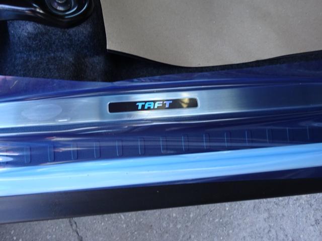 タフト Gターボ ダーククロムベンチャー 4WD 届出済み未使用車 パナソニックナビフルセグTV バックカメラ 純正リモコンエンジンスターター 新品スタッドレス&AW積 フロアマット ワイドバイザー スノーブレード スカッフプレート(19枚目)