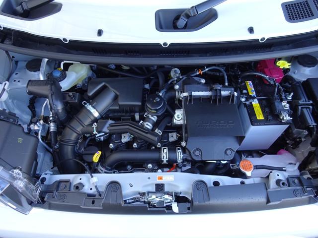 タフト Gターボ ダーククロムベンチャー 4WD 届出済み未使用車 パナソニックナビフルセグTV バックカメラ 純正リモコンエンジンスターター 新品スタッドレス&AW積 フロアマット ワイドバイザー スノーブレード スカッフプレート(24枚目)