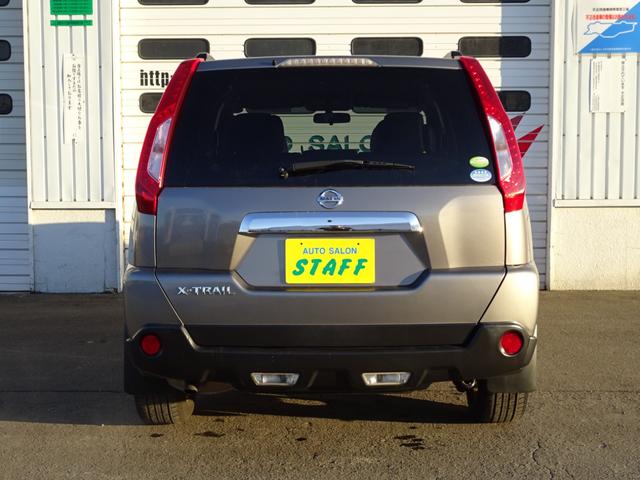 エクストレイル ２０Ｘ　オールモード４ＷＤ　社外ナビフルセグＴＶ　スマートキー　全席シートヒーター　横滑り抑制装置　ヒルディセントコントロール　純正リモコンエンジンスターター　ＥＴＣ　スタッドレス＆ＡＷ積（6枚目）