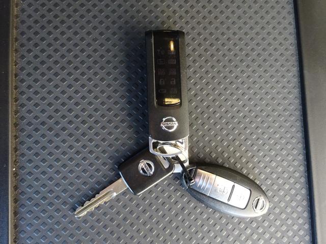 エクストレイル ２０Ｘ　オールモード４ＷＤ　社外ナビフルセグＴＶ　スマートキー　全席シートヒーター　横滑り抑制装置　ヒルディセントコントロール　純正リモコンエンジンスターター　ＥＴＣ　スタッドレス＆ＡＷ積（23枚目）