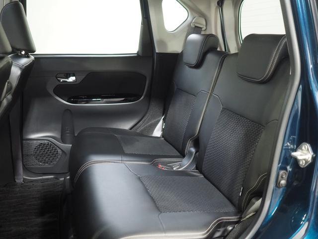 ムーヴ カスタム　ＲＳ　ハイパーリミテッドＳＡＩＩＩ　４ＷＤ　スマートアシスト　ＬＥＤヘッドライト　オートライト　ダイハツ純正ナビ　パノラマモニター　ナビ連動ドライブレコーダー　オートエアコン　運転席シートヒーター　アイドリングストップ　夏冬タイヤ（12枚目）