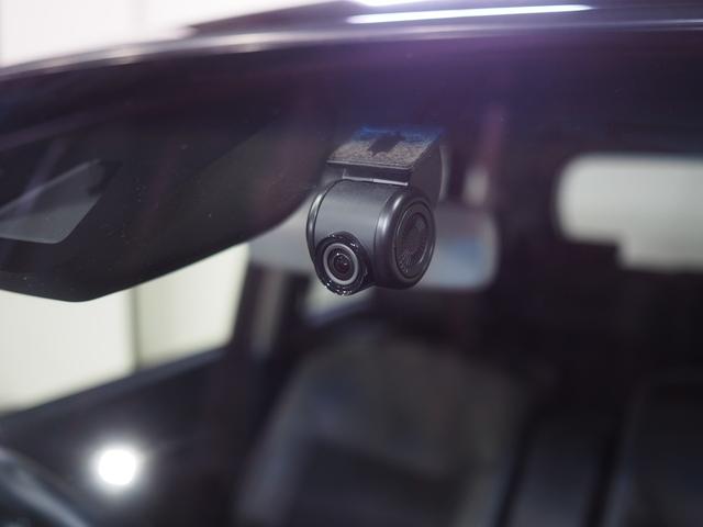 ムーヴ カスタム　ＲＳ　ハイパーリミテッドＳＡＩＩＩ　４ＷＤ　スマートアシスト　ＬＥＤヘッドライト　オートライト　ダイハツ純正ナビ　パノラマモニター　ナビ連動ドライブレコーダー　オートエアコン　運転席シートヒーター　アイドリングストップ　夏冬タイヤ（17枚目）