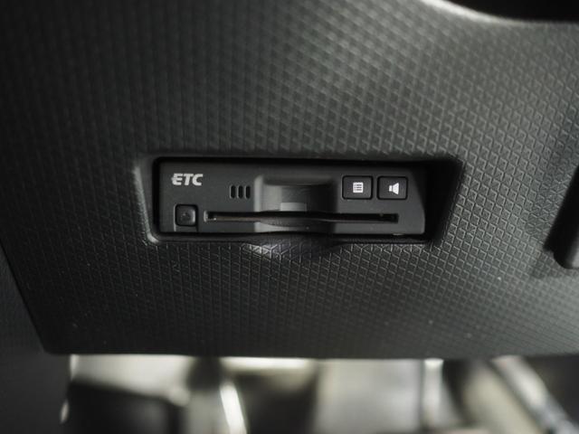 タント カスタムＲＳ　４ＷＤ　ターボ　スマートアシスト　ダイハツ純正ナビ　バックモニター　ナビ連動ドライブレコーダー　リモコンエンジンスターター　運転席助手席シートヒーター　ＥＴＣ車載器　キーフリーシステム　アルミホイール（33枚目）