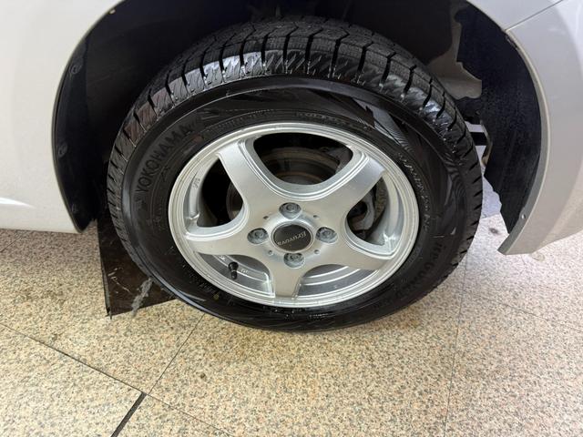 ピノ Ｅ　ＦＯＵＲ　４ＷＤ　１年保証　シート＆ミラーヒーター　純正オーディオ　電動格納ミラー　キーレス　社外アルミ（19枚目）