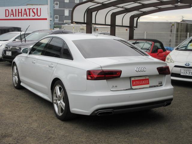 Ａ６ ２．０ＴＦＳＩクワトロ　Ｓラインパッケージ　マトリックスＬＥＤヘッドライト　アシスタンスパッケージ　Ｓライン専用黒革シート　純正ナビ　フルセグＴＶ　ブルートゥース　ＢＯＳＥサウンドシステム　シートヒーター　ＥＴＣ　バックカメラ　純正ＡＷ（4枚目）