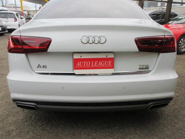 Ａ６ ２．０ＴＦＳＩクワトロ　Ｓラインパッケージ　マトリックスＬＥＤヘッドライト　アシスタンスパッケージ　Ｓライン専用黒革シート　純正ナビ　フルセグＴＶ　ブルートゥース　ＢＯＳＥサウンドシステム　シートヒーター　ＥＴＣ　バックカメラ　純正ＡＷ（5枚目）