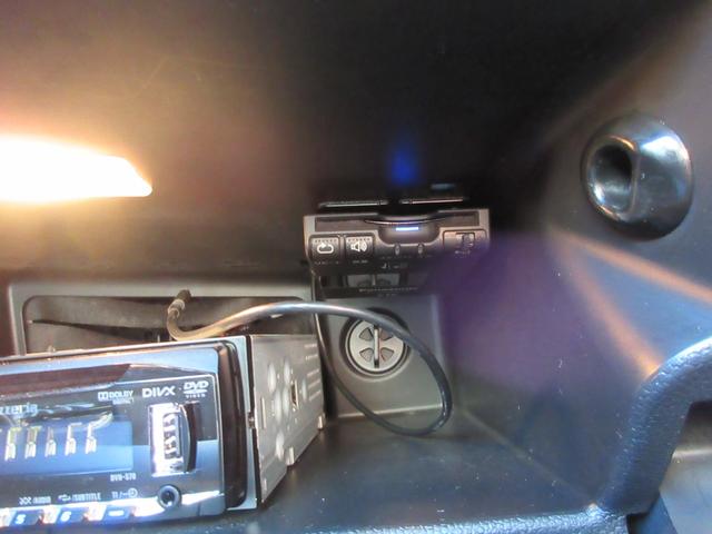 ＭＩＮＩ クーパーＳ　純正ナビ・社外フルセグＴＶ・社外ＤＶＤ・ＣＤデッキ・ブルートゥース・インターフェイス付・バックカメラ・ペッパーパッケージ・フォグライト・ＥＴＣ・革巻きステアリング・純正ＡＷ・ＬＥＤヘッドライト（26枚目）