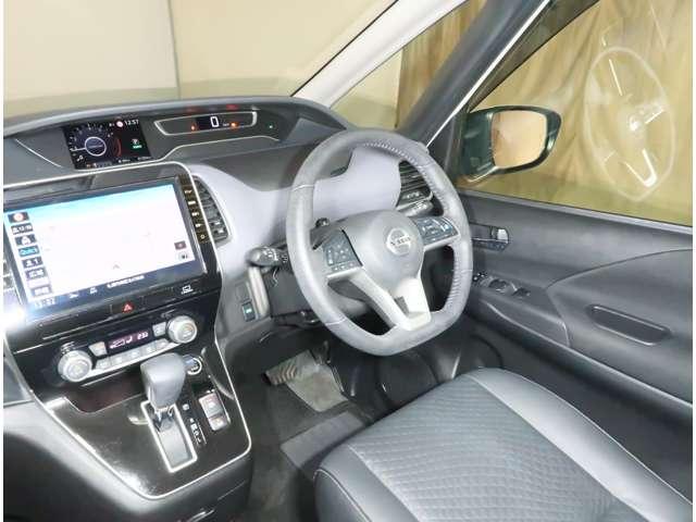 セレナ ハイウェイスターV 2.0 ハイウェイスター V 4WD メモリーナビ ETC 両側電動スライドドア アルミホイール 全周囲カメラ アイドリングストップ アダプティブクルーズコントロール 衝突防止システム スマートキー(8枚目)