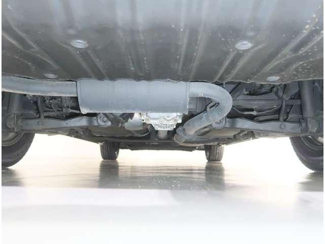 セレナ ハイウェイスターV 2.0 ハイウェイスター V 4WD メモリーナビ ETC 両側電動スライドドア アルミホイール 全周囲カメラ アイドリングストップ アダプティブクルーズコントロール 衝突防止システム スマートキー(16枚目)