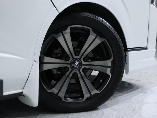 ハイエースバン スーパーＧＬ　ダークプライム　トヨタセーフティーセンス　バックモニター内臓自動防眩ミラー　寒冷地仕様　パワースライドドア　スポイラー　オーバーフェンダー　１８インチアルミホイール　１８インチタイヤ　１．５インチローダウン（41枚目）