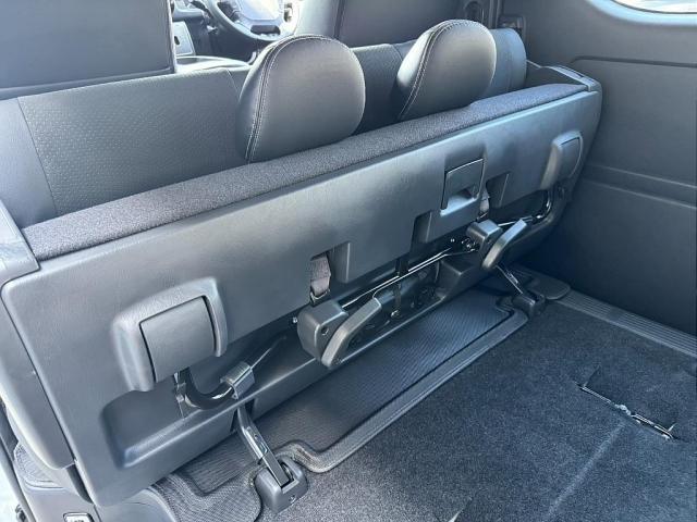 ハイエースバン スーパーＧＬ　ダークプライムＩＩ　デジタルインナーミラー　パノラミックビューモニター　パワースライドドア　ＢＩＧ－Ｘ　フロントスポイラー　リアスポイラー　バットフェイスボンネット　ＬＥＤテールランプ　アルミホイール１６ｉｎ（12枚目）