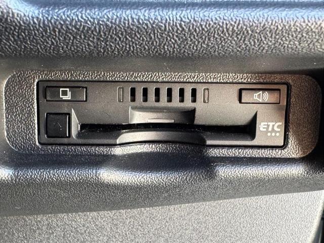 ハイエースバン スーパーＧＬ　ダークプライムＩＩ　デジタルインナーミラー　パノラミックビューモニター　パワースライドドア　ＢＩＧ－Ｘ　フロントスポイラー　リアスポイラー　バットフェイスボンネット　ＬＥＤテールランプ　アルミホイール１６ｉｎ（15枚目）