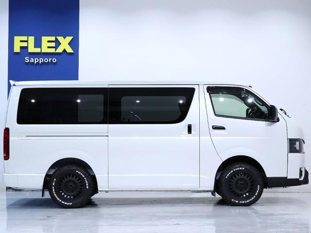 ハイエースバン スーパーＧＬ　ダークプライムＩＩ　デジタルインナーミラー　パノラミックビューモニター　パワースライドドア　ＢＩＧ－Ｘ　フロントスポイラー　リアスポイラー　バットフェイスボンネット　ＬＥＤテールランプ　アルミホイール１６ｉｎ（19枚目）