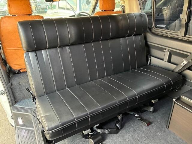 ハイエースバン ロングＧＬ　寒冷地仕様　インテリジェントクリアランスソナー　デジタルインナーミラー　ＰＶＭ　パールホワイト　パワースライドドア　フルフラット内装架装　アルミ　フロントスポイラー　ＬＥＤテール　ナビ　後席モニター（3枚目）