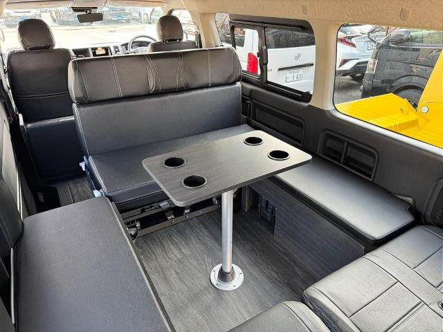 ハイエースワゴン ＧＬ　ｎｅｃｒｏｓｓ内装架装　Ｔ－Ｆｏｒｃｅスポイラー　オーバーフェンダー　ＮＣ－１　１６インチ　グラントレック　シートカバー　ＢＩＧ－Ｘメカレスモデル　ＥＴＣ　リアスピーカー　寒冷地仕様　デジタルインナー（10枚目）