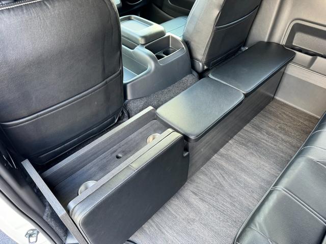 ハイエースワゴン ＧＬ　ｎｅｃｒｏｓｓ内装架装　Ｔ－Ｆｏｒｃｅスポイラー　オーバーフェンダー　ＮＣ－１　１６インチ　グラントレック　シートカバー　ＢＩＧ－Ｘメカレスモデル　ＥＴＣ　リアスピーカー　寒冷地仕様　デジタルインナー（54枚目）
