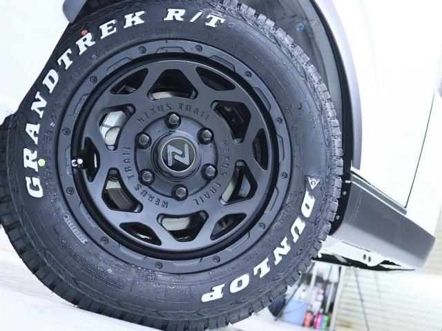 ハイエースワゴン ＧＬ　パールホワイト　デジタルインナー　インテリジェントクリアランスソナー　パノラミックビューモニター　寒冷地仕様　パワースライドドア　フローリング施工　ＢＩＧ－ＤＡ　オーバーフェンダ　アルミホイール（8枚目）