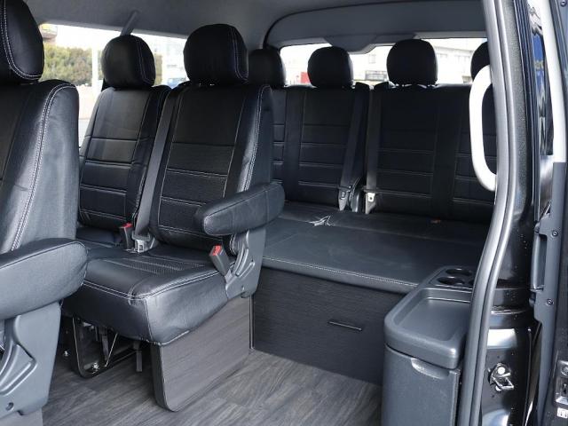 ハイエースワゴン ＧＬ　パールホワイト　デジタルインナー　インテリジェントクリアランスソナー　パノラミックビューモニター　寒冷地仕様　パワースライドドア　フローリング施工　ＢＩＧ－ＤＡ　オーバーフェンダ　アルミホイール（17枚目）