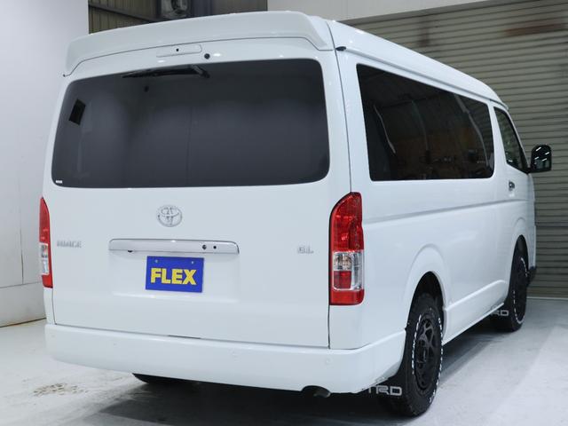 ハイエースワゴン ＧＬ　パールホワイト　デジタルインナー　インテリジェントクリアランスソナー　パノラミックビューモニター　寒冷地仕様　パワースライドドア　フローリング施工　ＢＩＧ－ＤＡ　オーバーフェンダ　アルミホイール（77枚目）