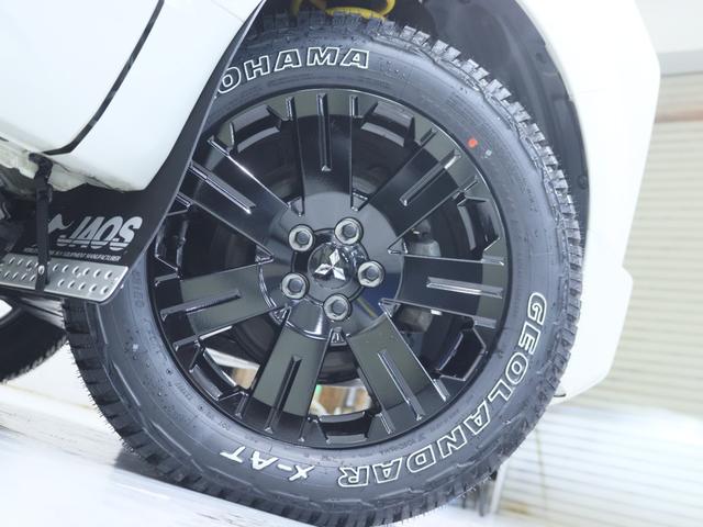デリカＤ：５ Ｇ　パワーパッケージ　純正ブラック塗装アルミホイール　ＹＯＫＯＨＡＭＡ　ジオランダー１８インチタイヤ　１インチリフトアップ　クラシックブラウンシートカバー　ＡＬＰＩＮＥ　ＢＩＧ－Ｘ　ＥＴＣ　ＡＬＰＩＮＥ１０．０１フリップ（38枚目）
