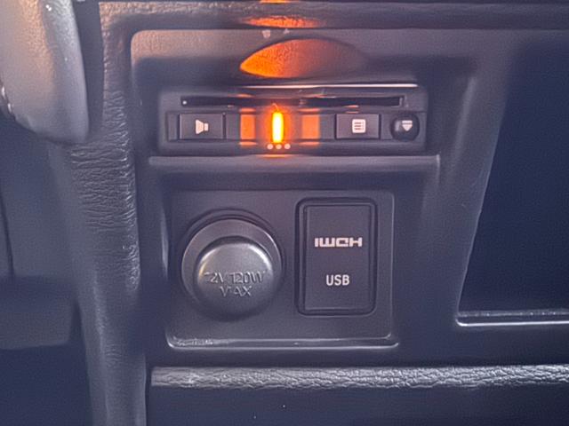 デリカＤ：５ Ｇ　パワーパッケージ　純正ブラック塗装アルミホイール　ＹＯＫＯＨＡＭＡ　ジオランダー１８インチタイヤ　１インチリフトアップ　クラシックブラウンシートカバー　ＡＬＰＩＮＥ　ＢＩＧ－Ｘ　ＥＴＣ　ＡＬＰＩＮＥ１０．０１フリップ（65枚目）