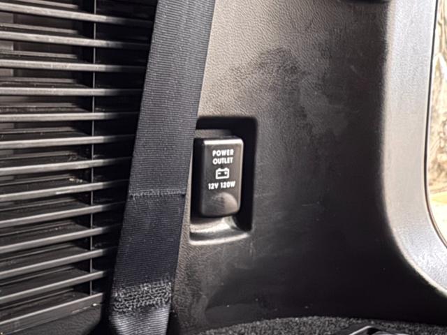 デリカＤ：５ Ｇ　パワーパッケージ　純正ブラック塗装アルミホイール　ＹＯＫＯＨＡＭＡ　ジオランダー１８インチタイヤ　１インチリフトアップ　クラシックブラウンシートカバー　ＡＬＰＩＮＥ　ＢＩＧ－Ｘ　ＥＴＣ　ＡＬＰＩＮＥ１０．０１フリップ（75枚目）