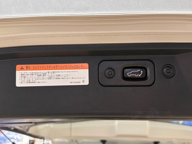 デリカＤ：５ Ｇ　パワーパッケージ　純正ブラック塗装アルミホイール　ＹＯＫＯＨＡＭＡ　ジオランダー１８インチタイヤ　１インチリフトアップ　クラシックブラウンシートカバー　ＡＬＰＩＮＥ　ＢＩＧ－Ｘ　ＥＴＣ　ＡＬＰＩＮＥ１０．０１フリップ（77枚目）