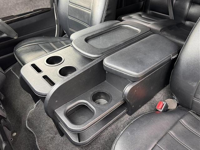 ハイエースワゴン ＧＬ　厳選中古車　内装架装Ｖｅｒ．２　ＬＥＤヘッドランプ　パワスラ　バックモニター付き自動防眩ミラー　スマートエントリー＆プッシュスタート　寒冷地仕様　スポイラー　タイヤ　ホイル　ＬＥＤテール　ナビ　ＥＴＣ（14枚目）