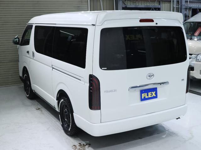 ハイエースワゴン ＧＬ　厳選中古車　内装架装Ｖｅｒ．２　ＬＥＤヘッドランプ　パワスラ　バックモニター付き自動防眩ミラー　スマートエントリー＆プッシュスタート　寒冷地仕様　スポイラー　タイヤ　ホイル　ＬＥＤテール　ナビ　ＥＴＣ（42枚目）