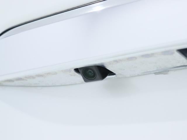 ハイエースワゴン ＧＬ　厳選中古車　内装架装Ｖｅｒ．２　ＬＥＤヘッドランプ　パワスラ　バックモニター付き自動防眩ミラー　スマートエントリー＆プッシュスタート　寒冷地仕様　スポイラー　タイヤ　ホイル　ＬＥＤテール　ナビ　ＥＴＣ（49枚目）