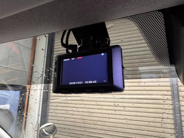 ハイエースワゴン グランドキャビン　Ｔ－Ｆｏｒｃｅスポイラー　オーバーフェンダー　ＸＲ－６　アルミホイール　オープンカントリー　フロントスタビライザー　リアスタビライザー　社外リーフスプリング　ショックアブソーバー　ＢＩＧ－Ｘナビ（65枚目）